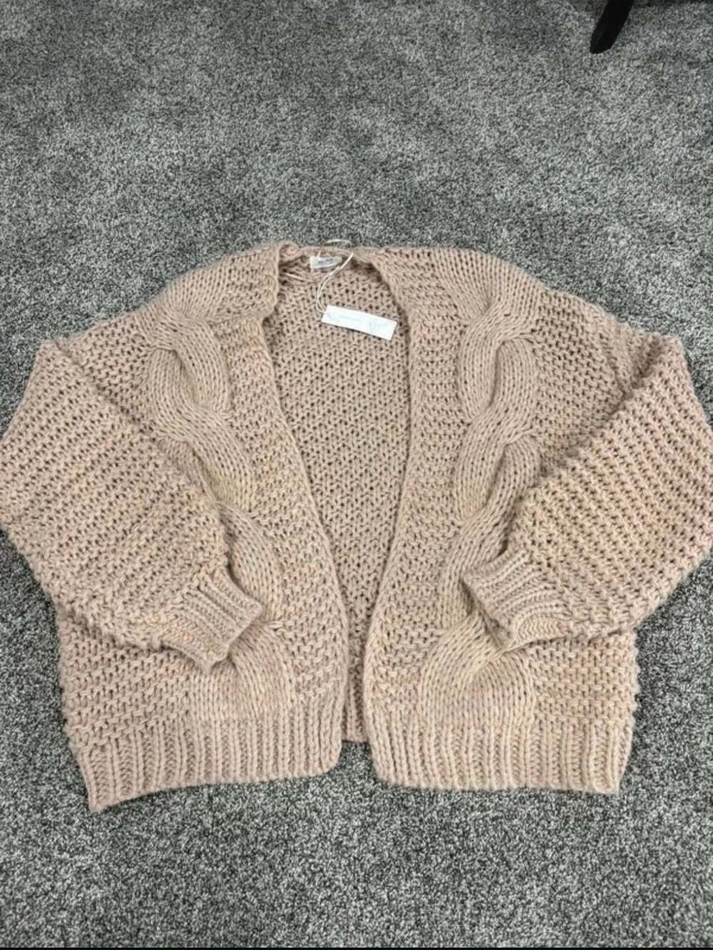 Bluivy Chunky Cable Knit Cardigan M/L Beige Open Front Sweater